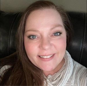 Meet your Posher, Mandy